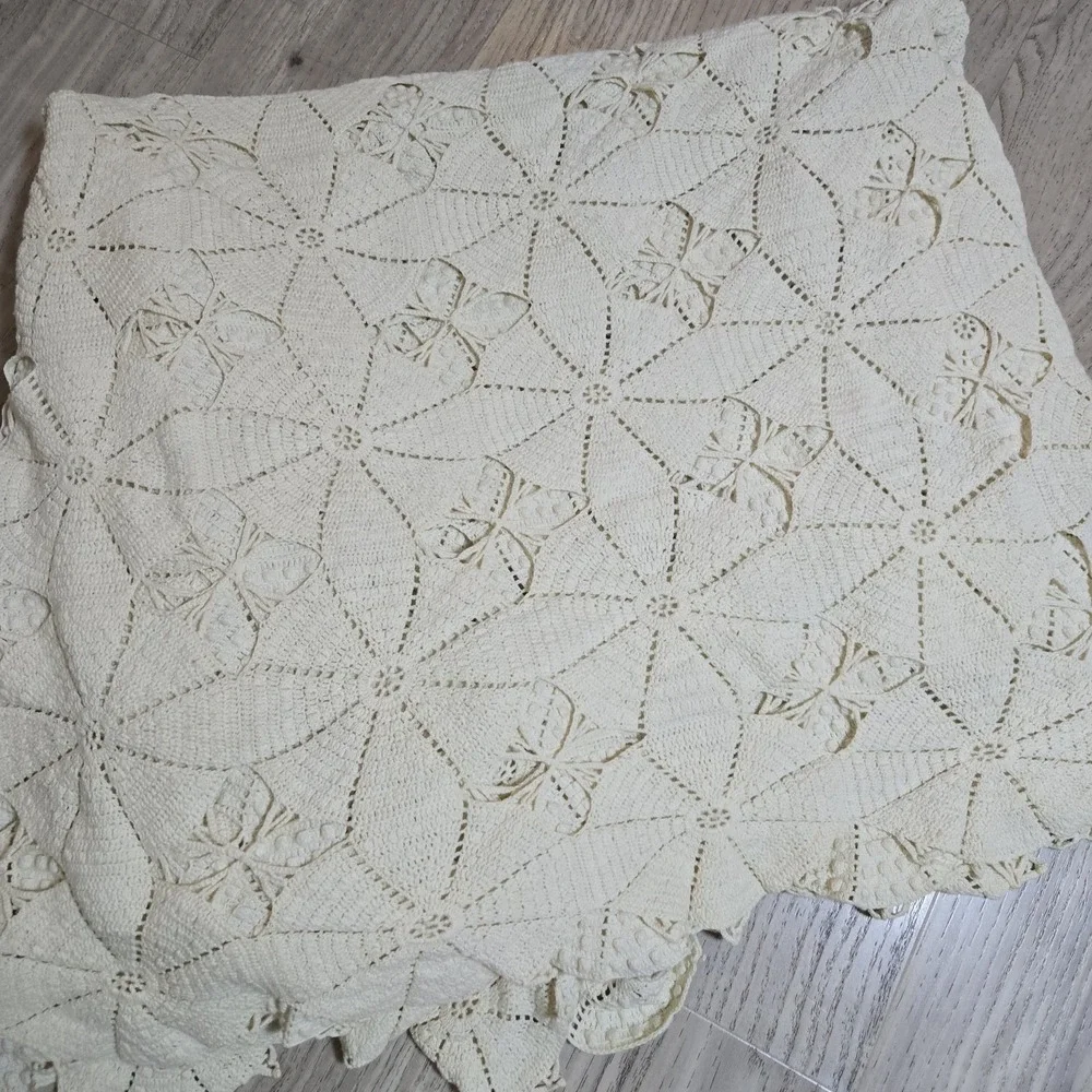 VTG Handmade‎ Crochet Ecru Cotton Bedspread Coverlet King Bed cover 88x102 Rare